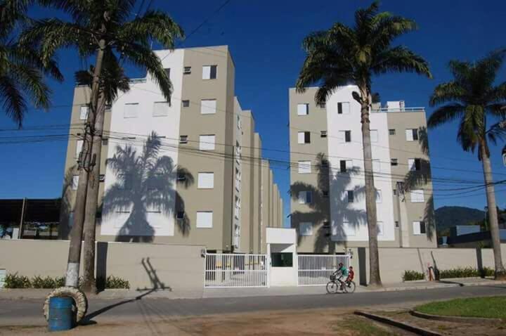 Condominio Jdm Das Palmeiras Ubatuba Exterior photo