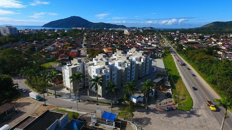 Condominio Jdm Das Palmeiras Ubatuba Exterior photo